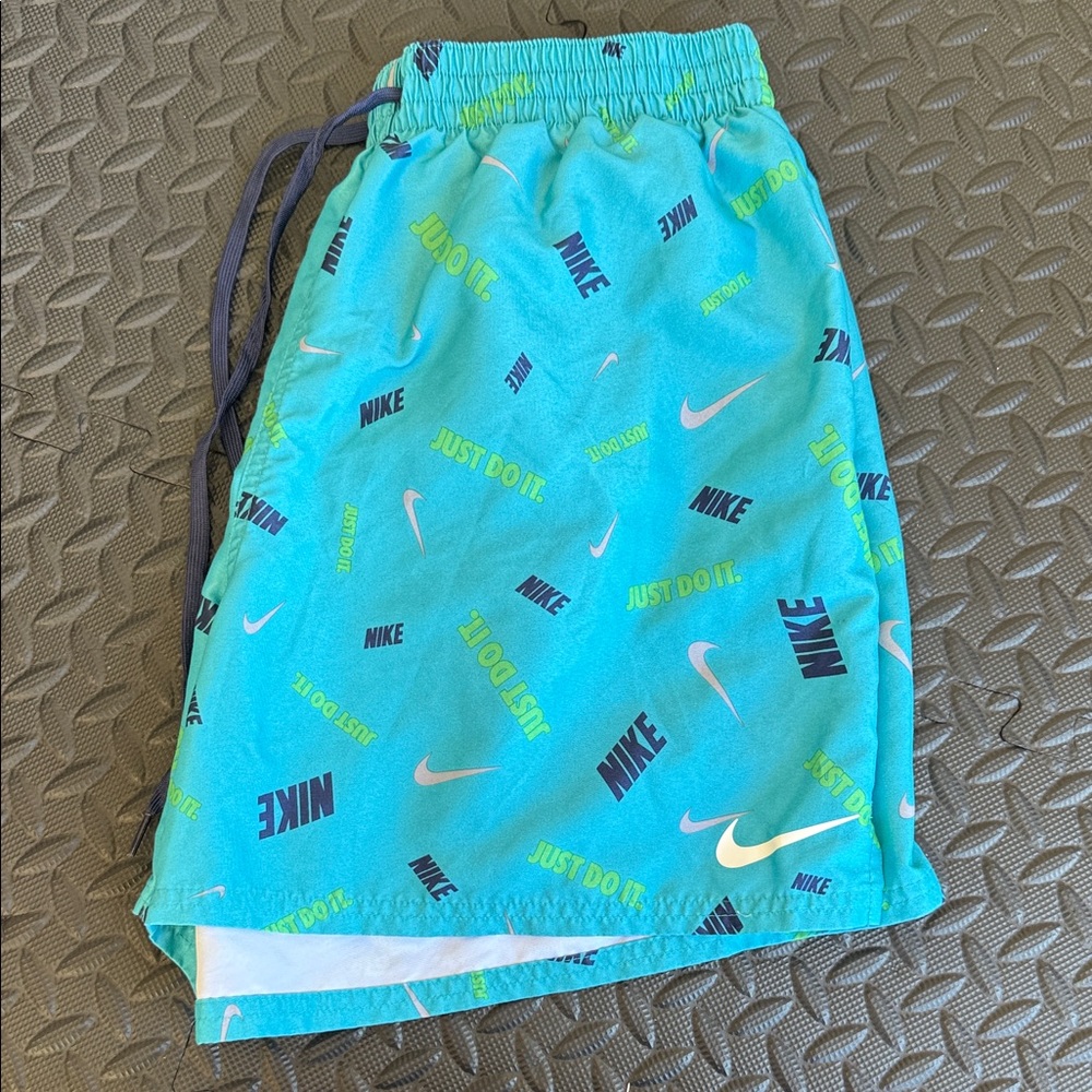 Flex Rep
Men's Dri-FIT 5" Unlined Fitness Shorts